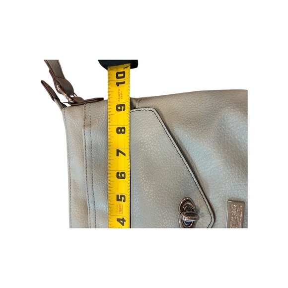 Carlos Santana Light Blue Faux Leather Crossbody Bag with‎ Ornate Lining - Picture 10 of 15